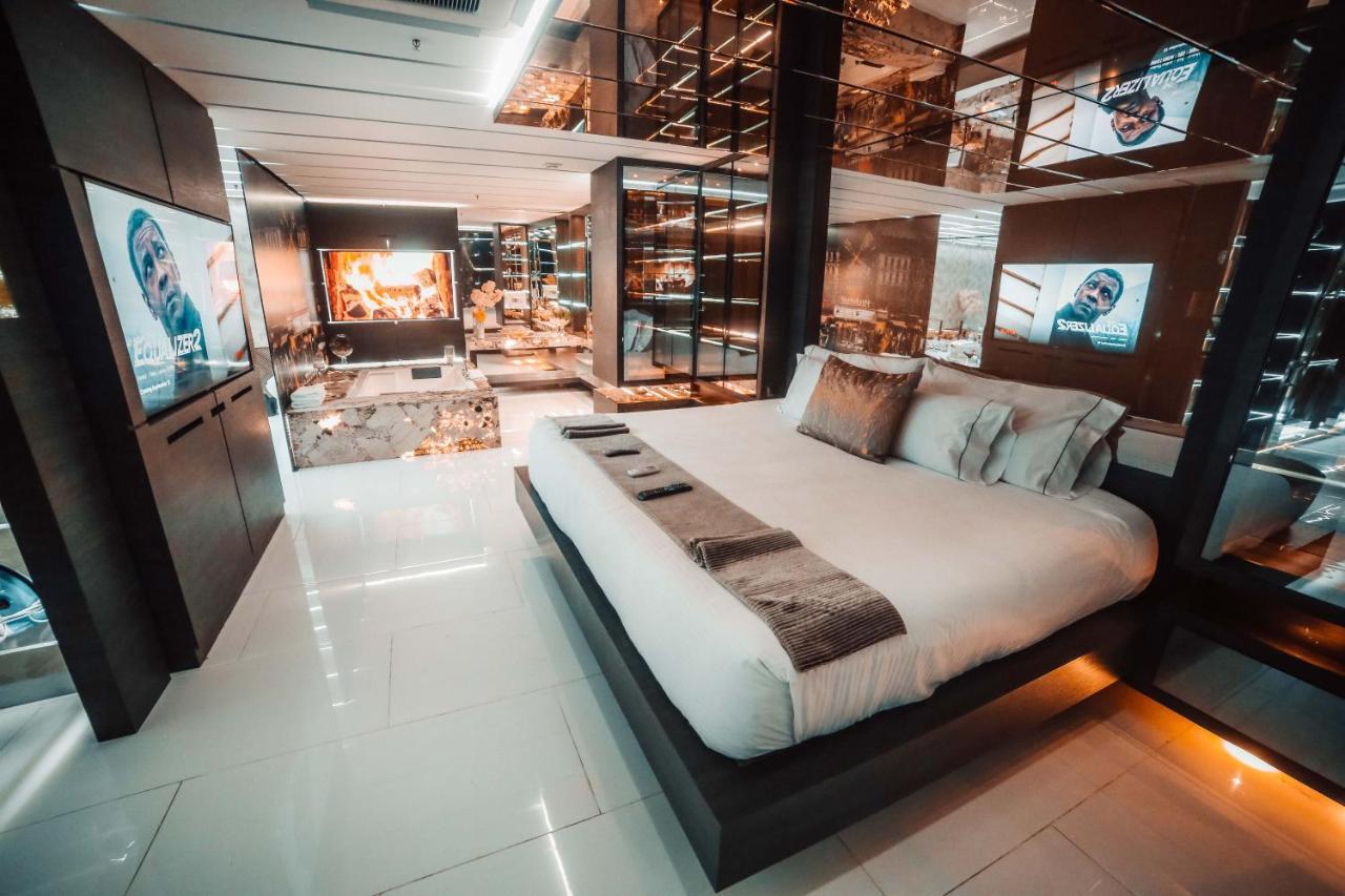 1Million Luxury Suites Медельїн Екстер'єр фото