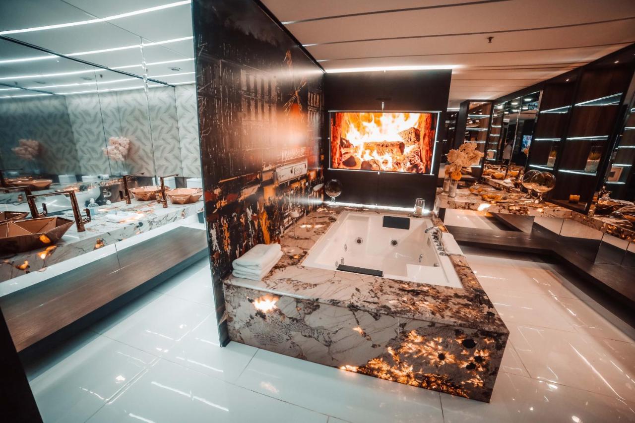 1Million Luxury Suites Медельїн Екстер'єр фото