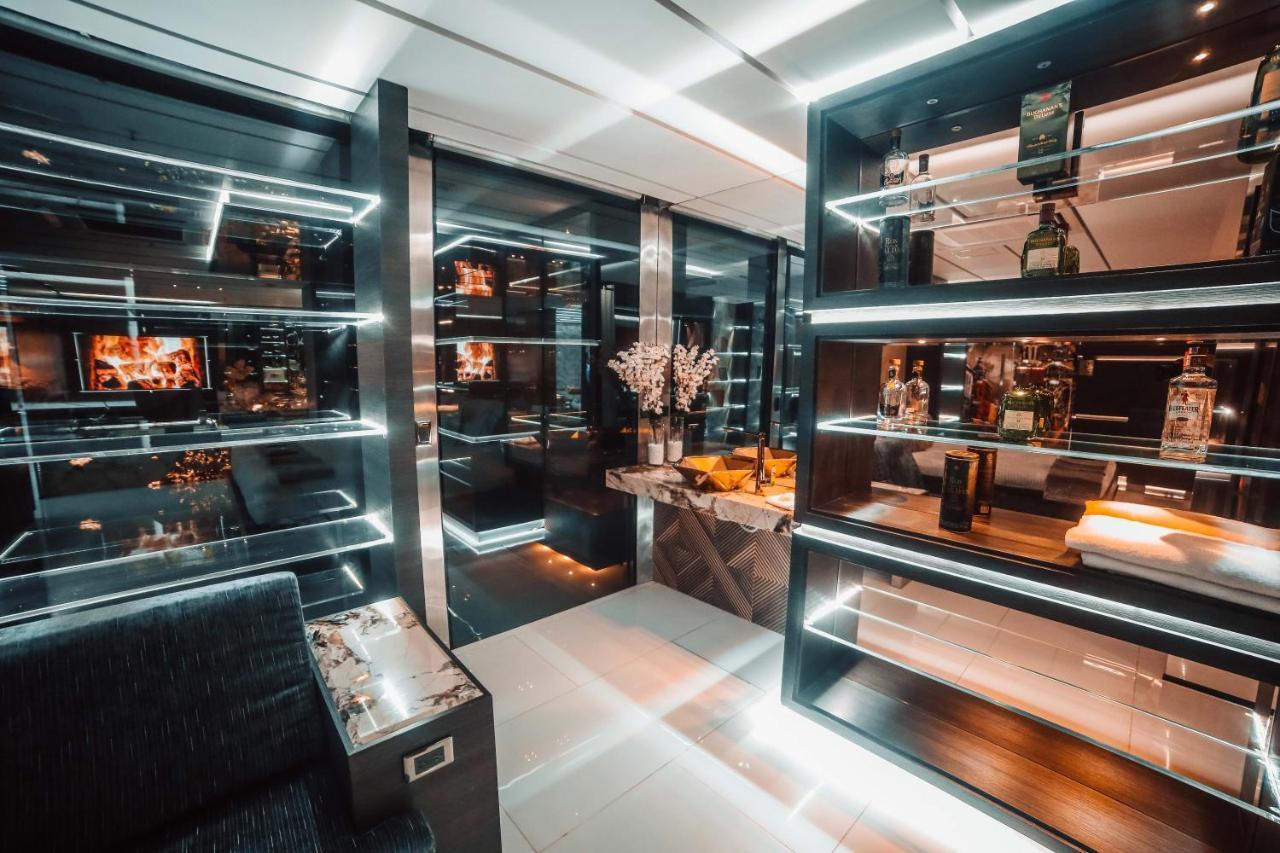 1Million Luxury Suites Медельїн Екстер'єр фото