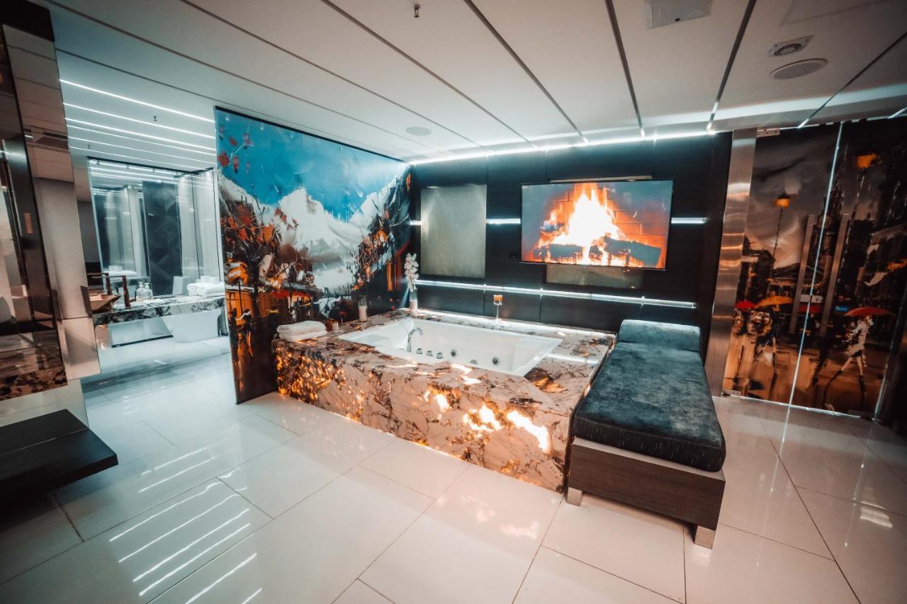 1Million Luxury Suites Медельїн Екстер'єр фото