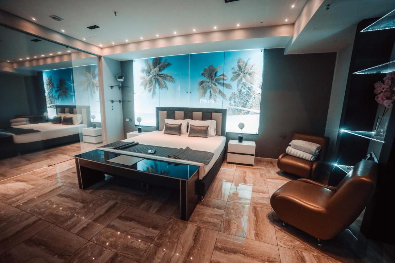 1Million Luxury Suites Медельїн Екстер'єр фото