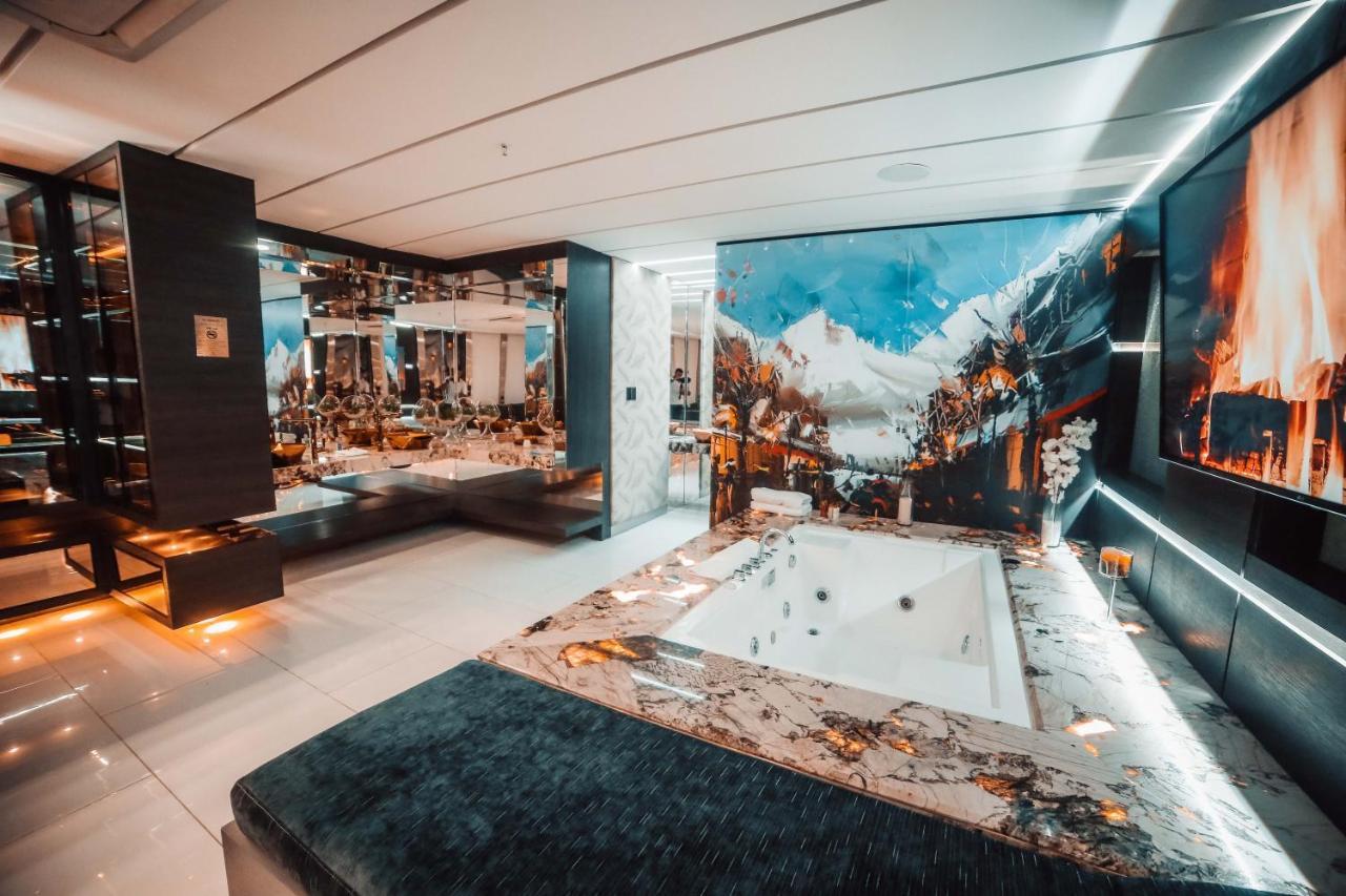 1Million Luxury Suites Медельїн Екстер'єр фото
