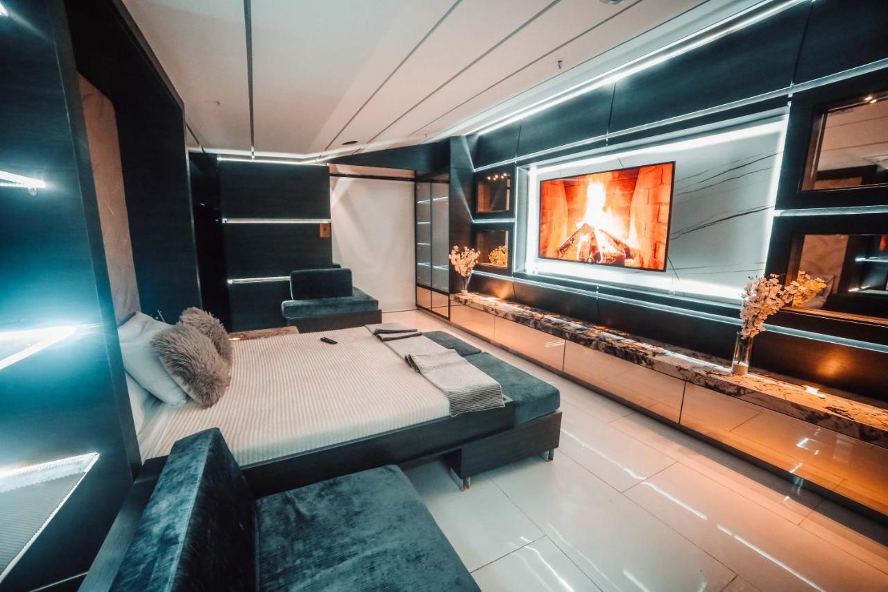 1Million Luxury Suites Медельїн Екстер'єр фото