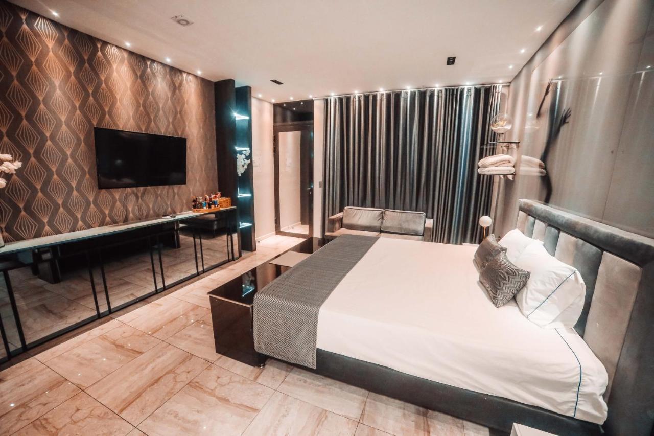 1Million Luxury Suites Медельїн Екстер'єр фото
