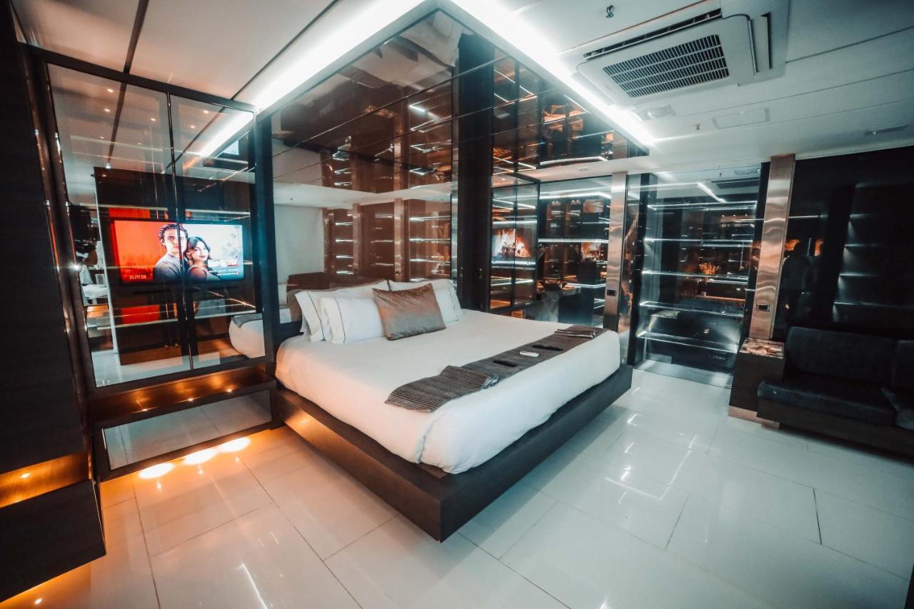 1Million Luxury Suites Медельїн Екстер'єр фото